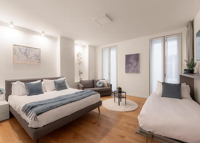 The Golden By Aura Luxury Collection Apartment