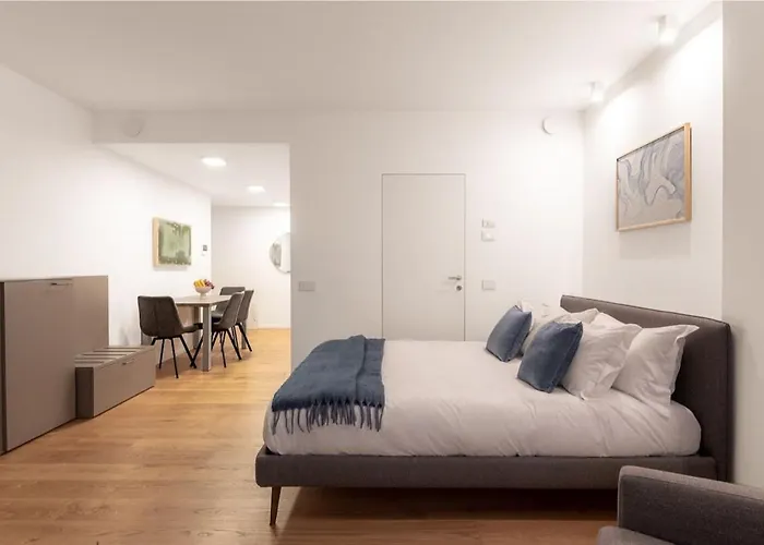 Apartment The Golden By Aura Luxury Collection Como